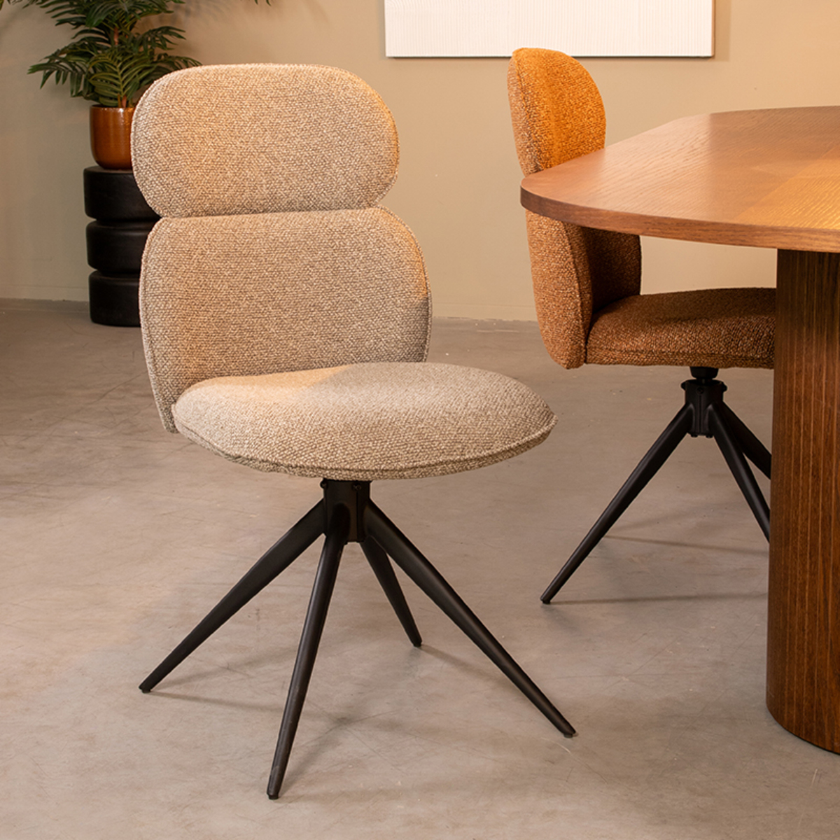 LABEL51 Eetkamerstoel Finn - Truffel grijs - Boucle - Black Frame