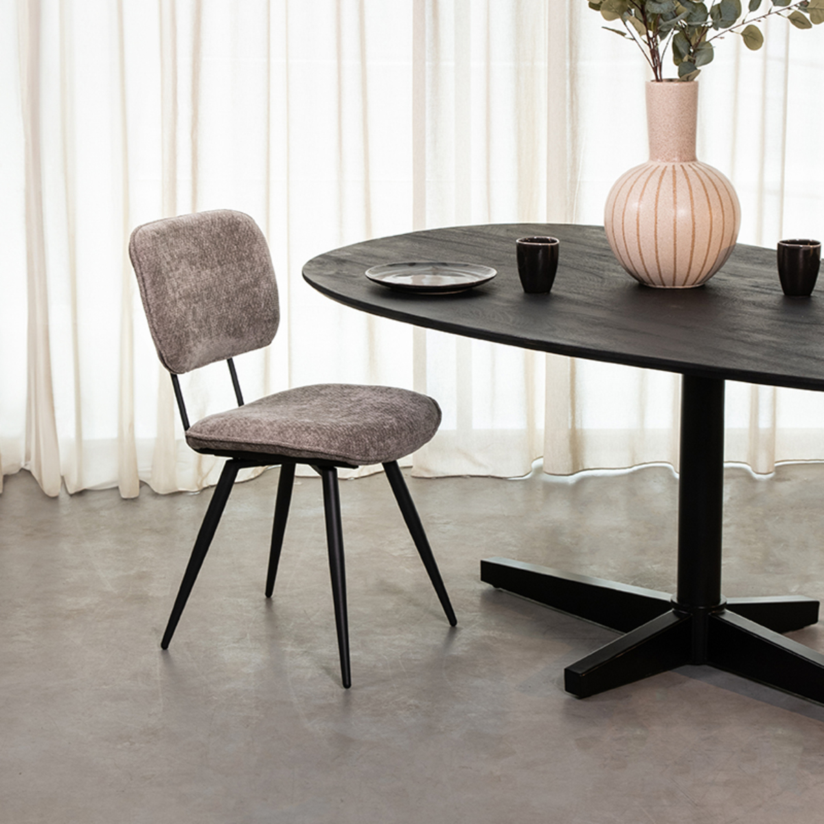 LABEL51 Eetkamerstoel Liva - Stone - Elite - Black Frame