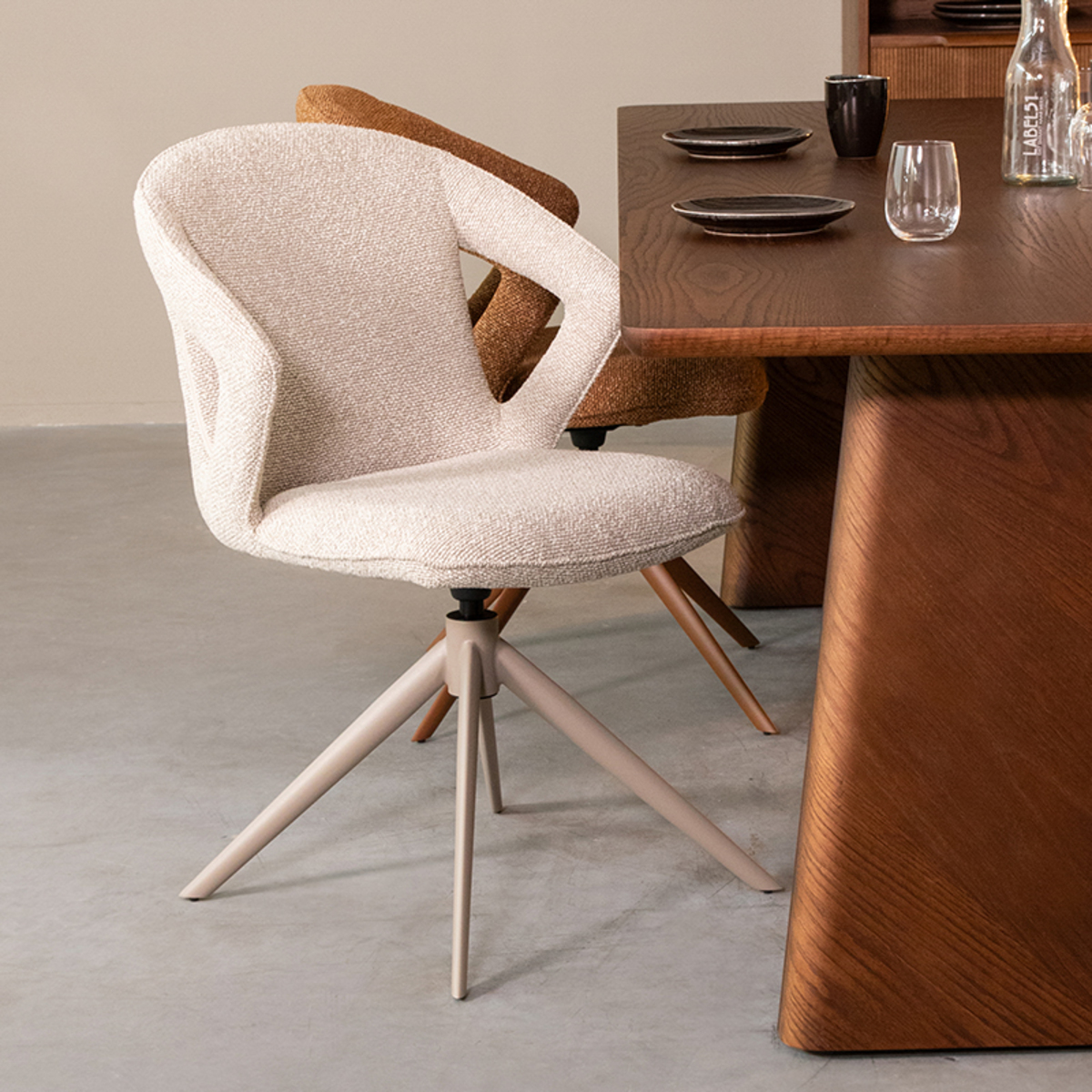 LABEL51 Eetkamerstoel Zurich - Naturel - Boucle - Taupe Frame
