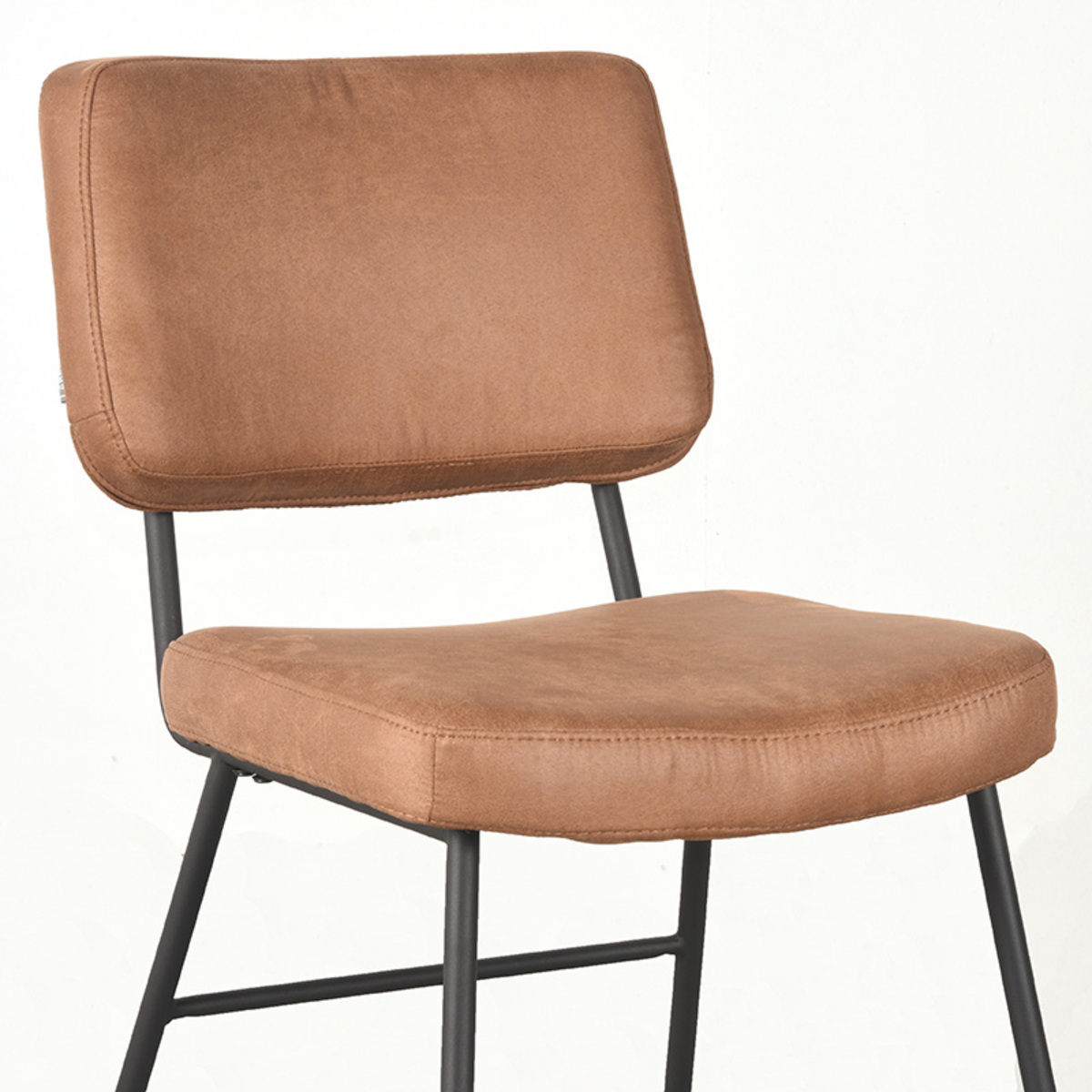 LABEL51 Eetkamerstoel Noah - Cognac - Micro Suede - Black Frame