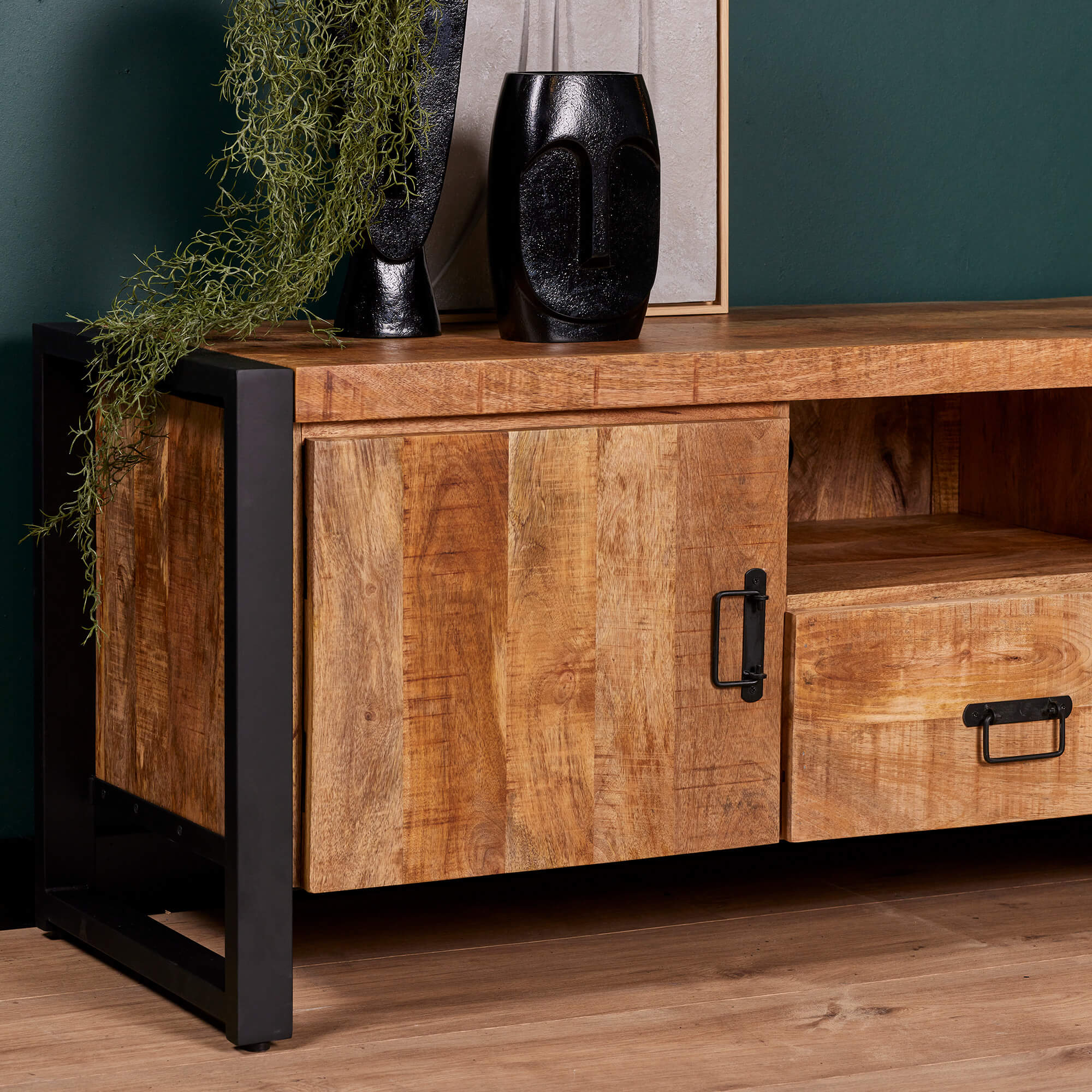 Tv meubel Boaz met deuren en een lade | 150 cm