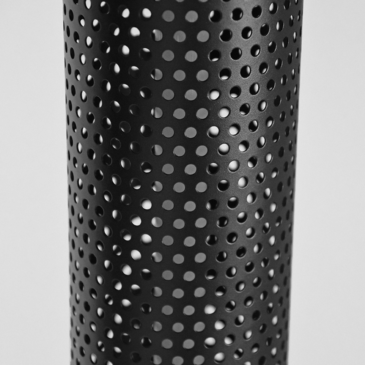 LABEL51 Tafellamp Tube - Zwart - Metaal
